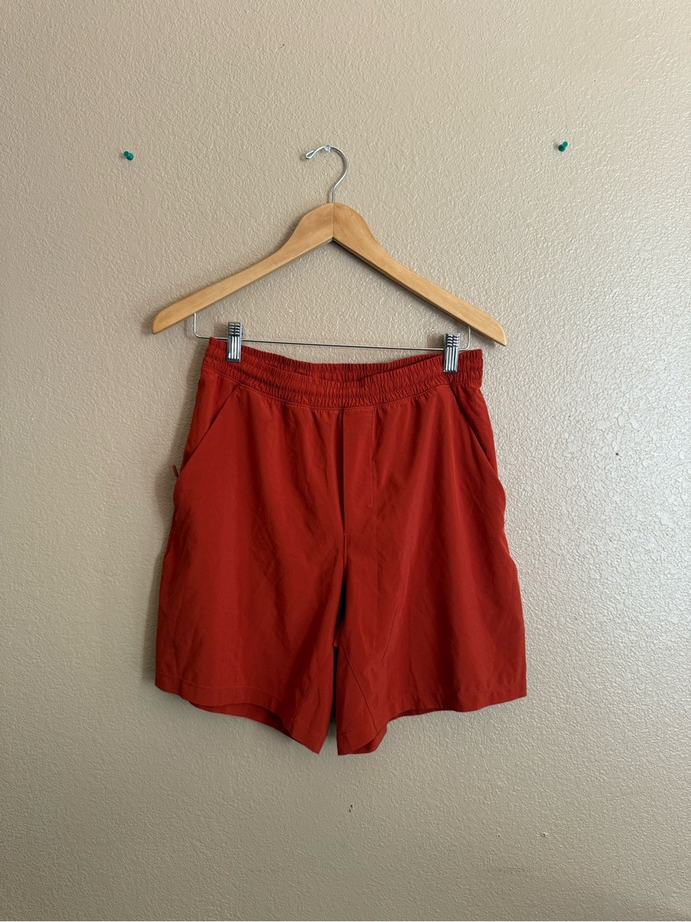 Lululemon Pace Breaker Shorts 7"